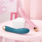 Judy Vibration Dildo - Image 4