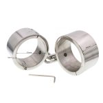 Bondage Stainless Steel Handcuffs For Male And Female - Image 4
