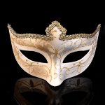 Crown Lace Mask - Image 3