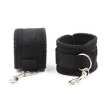 Blindfold And Cuff Bondage Set - Image 5